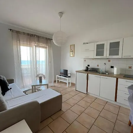 Frina Ii, Island Hvar Jelsa (Hvar)